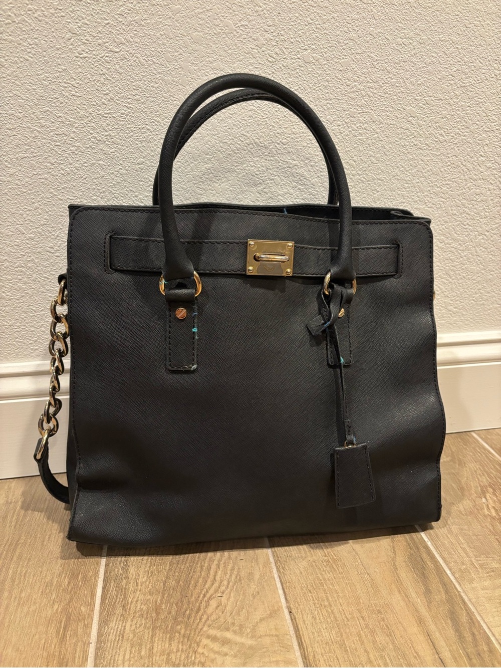 Michael Kors Large Saffiano Leather Hamilton Satchel Tote Handbag Purse Black